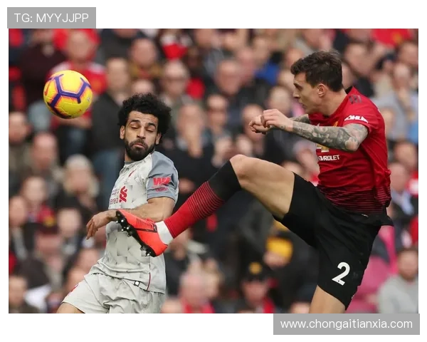 双红会再度上演 利物浦主场迎战曼联英超焦点之战揭幕 双红会再度上演 利物浦主场迎战曼联英超焦点之战揭幕